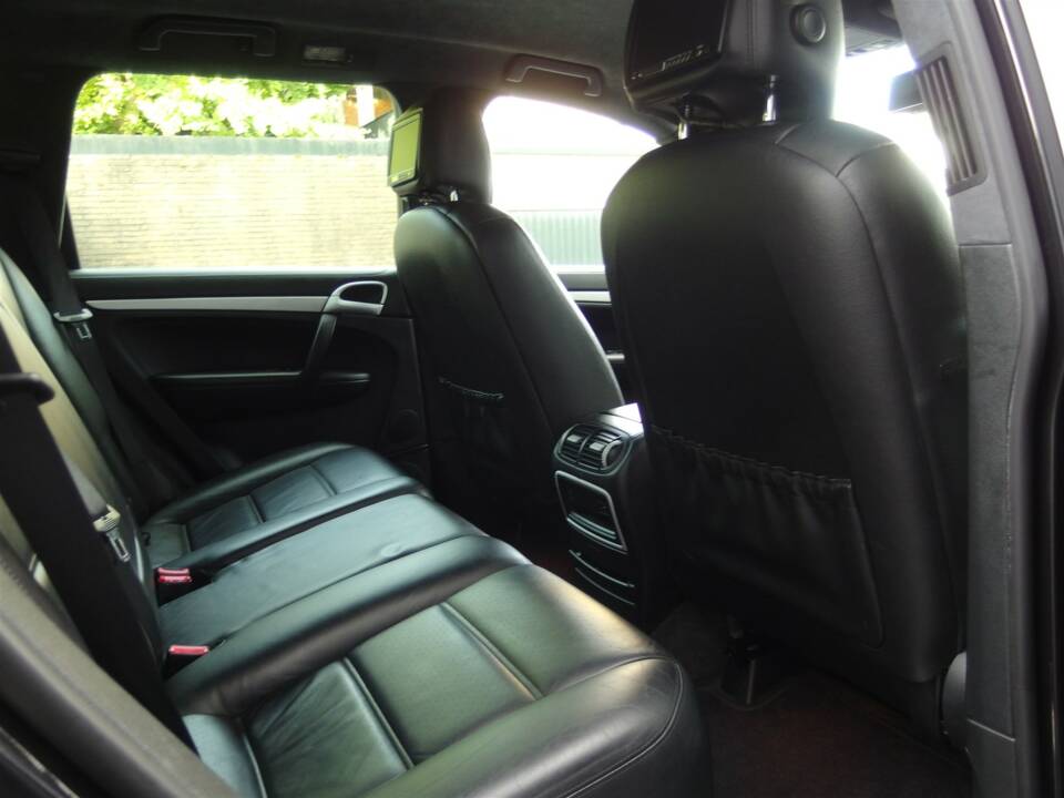 Imagen 74/97 de Porsche Cayenne Turbo (2007)