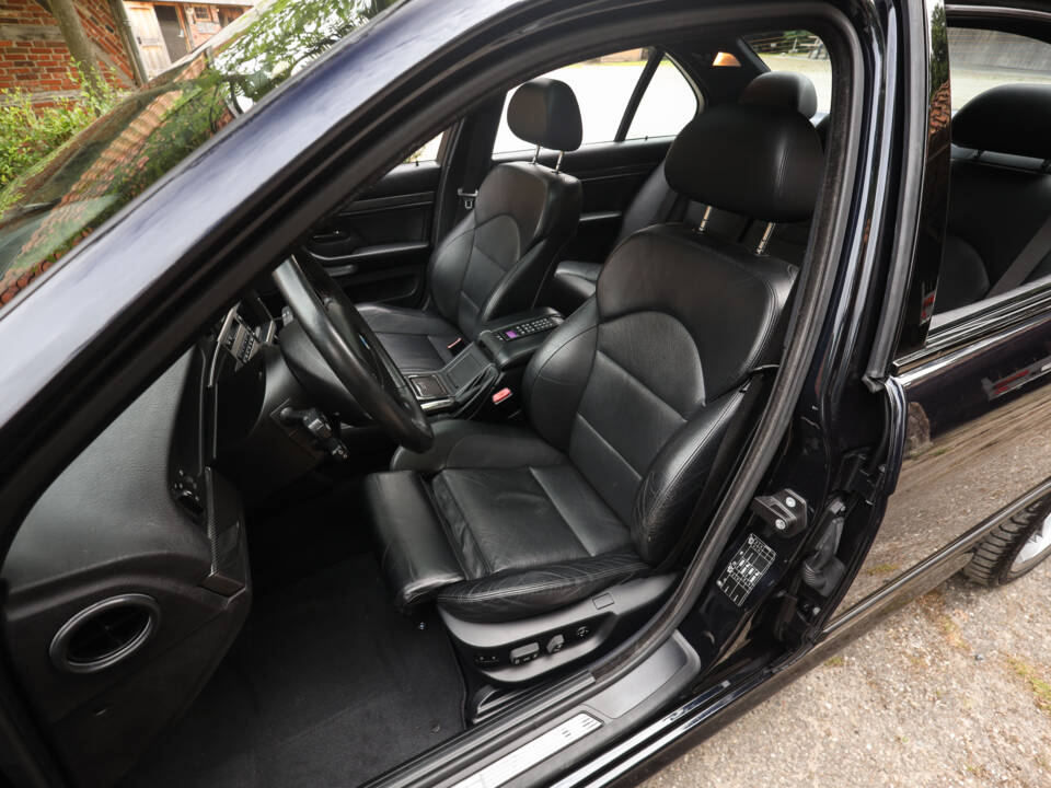 Bild 13/82 von BMW M5 (2000)