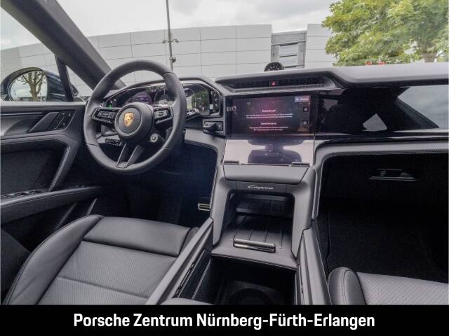 Image 23/50 of Porsche Cayenne S Electric (2026)