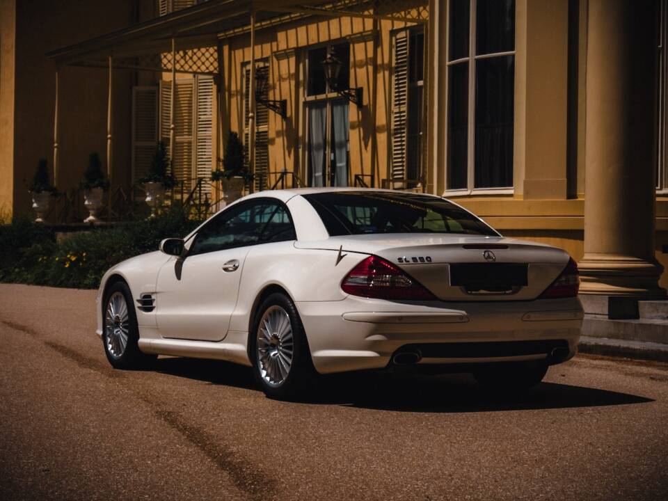 Bild 5/25 von Mercedes-Benz SL 550 (USA) (2007)