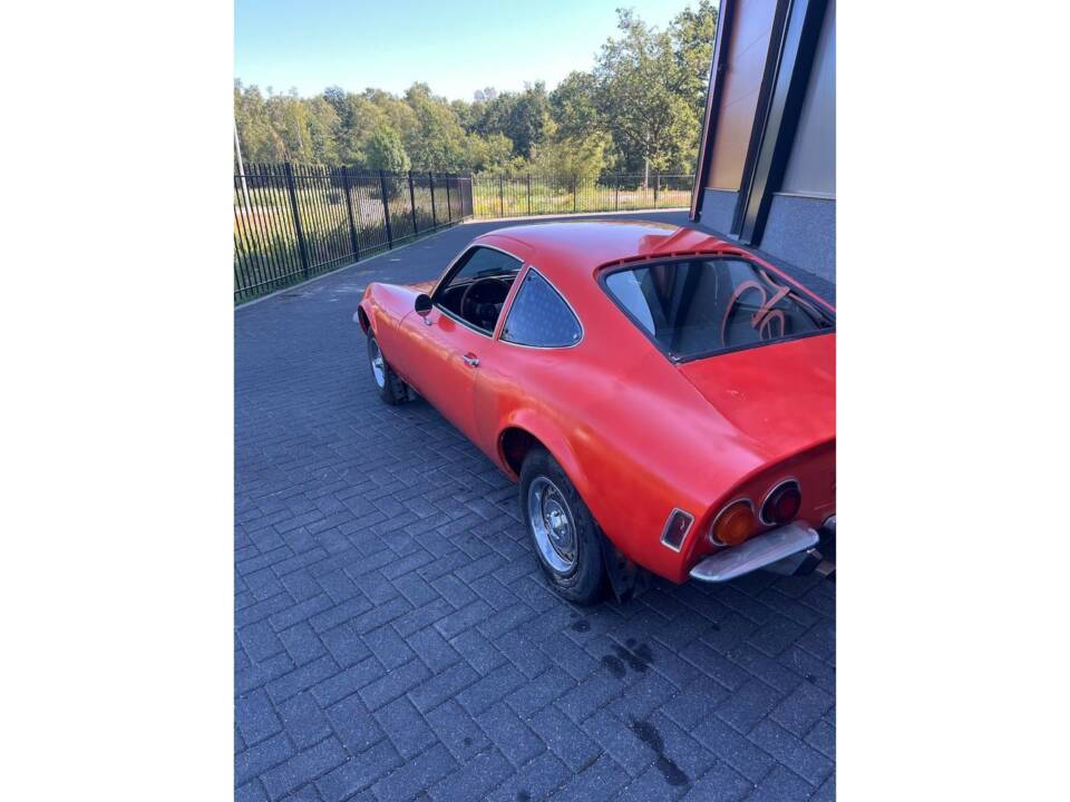 Image 10/50 of Opel GT 1900 (1971)