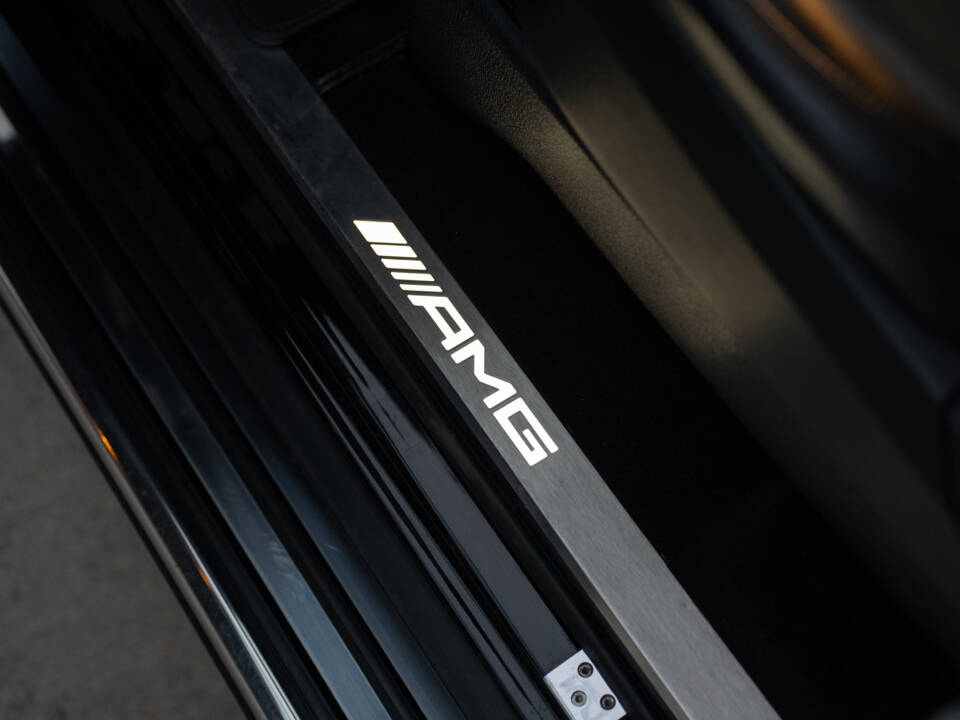 Image 51/76 of Mercedes-Benz G 65 AMG (2013)