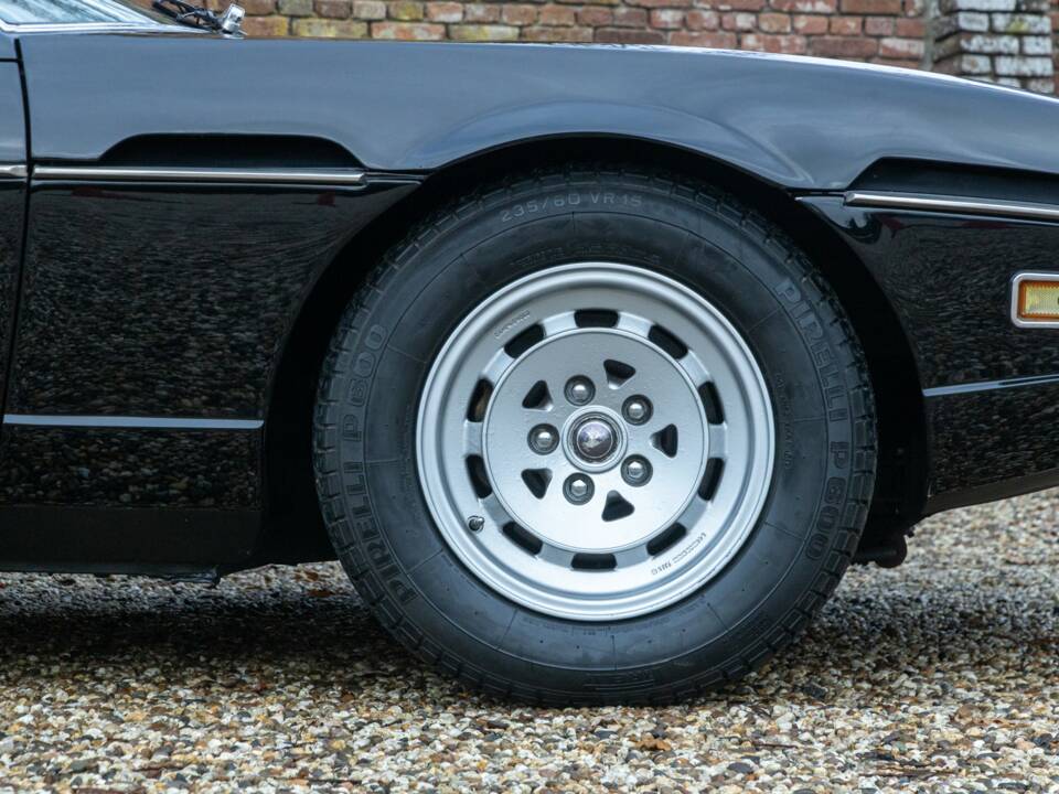 Bild 32/50 von Lamborghini Espada 400 GT (1973)