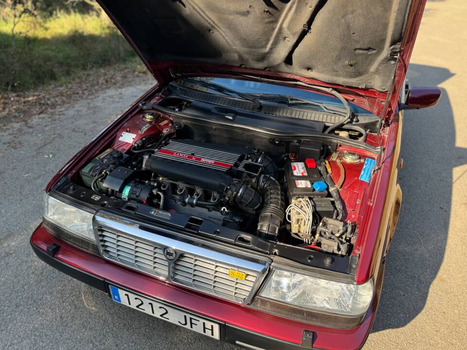 Bild 49/55 von Lancia Thema 8.32 (1991)