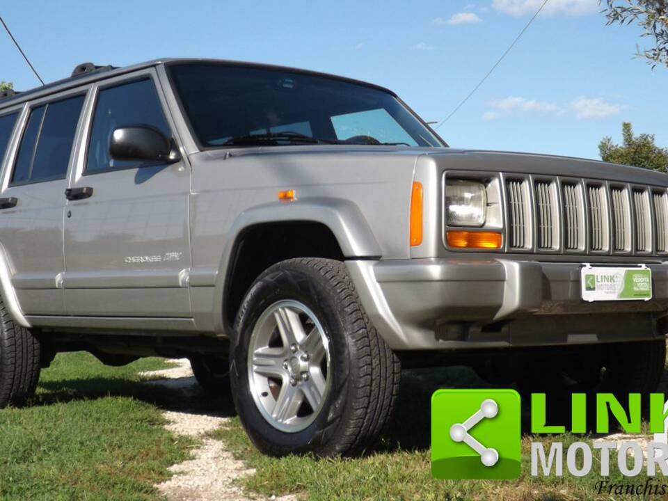 Afbeelding 2/10 van Jeep Cherokee 2.5 TD (2000)