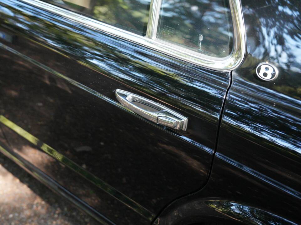 Image 25/50 of Bentley Arnage T (2004)