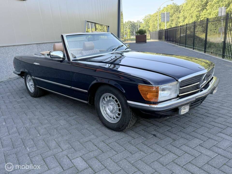 Image 2/22 de Mercedes-Benz 560 SL (1984)