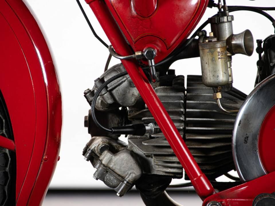 Immagine 11/50 di Moto Guzzi Falcone Turismo (1960)