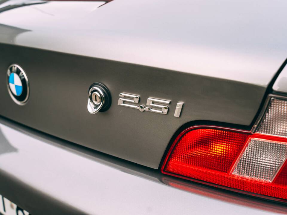 Afbeelding 80/86 van BMW Z3 2.5 (2001)