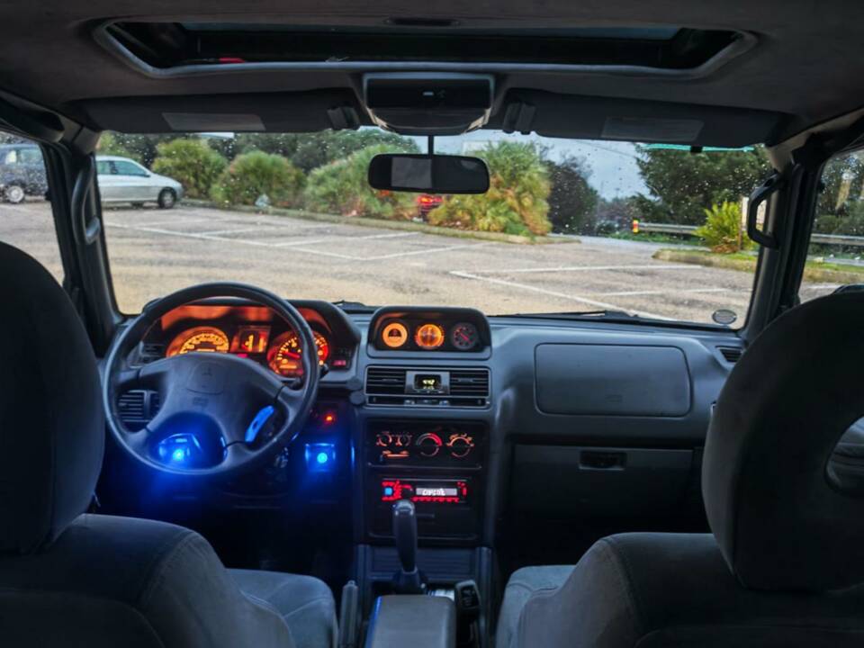 Bild 6/16 von Mitsubishi Pajero 2800 TD (2000)