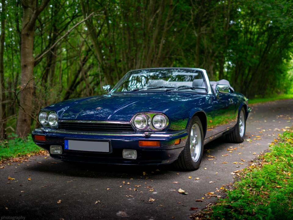 Image 3/29 de Jaguar XJS 6.0 (1994)