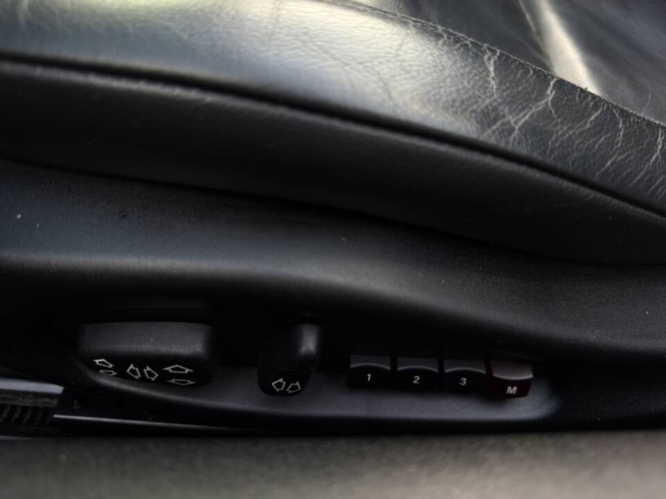 Bild 25/34 von BMW Z4 3.0i (2004)