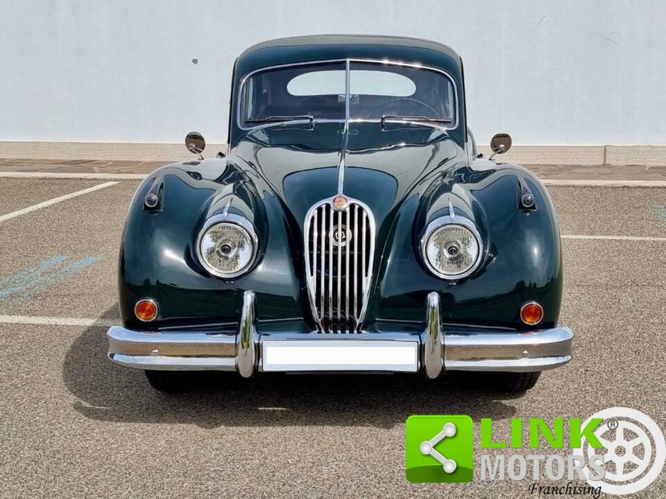 Image 2/10 of Jaguar XK 140 SE FHC (1955)