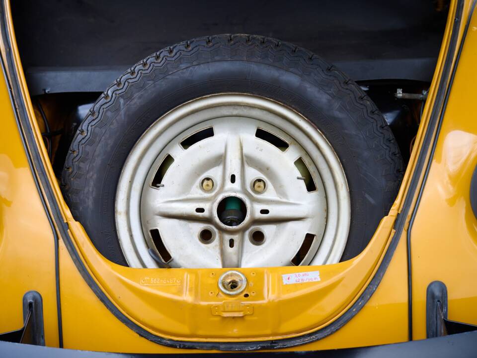 Image 15/45 of Volkswagen Käfer 1200 Jeans (1974)