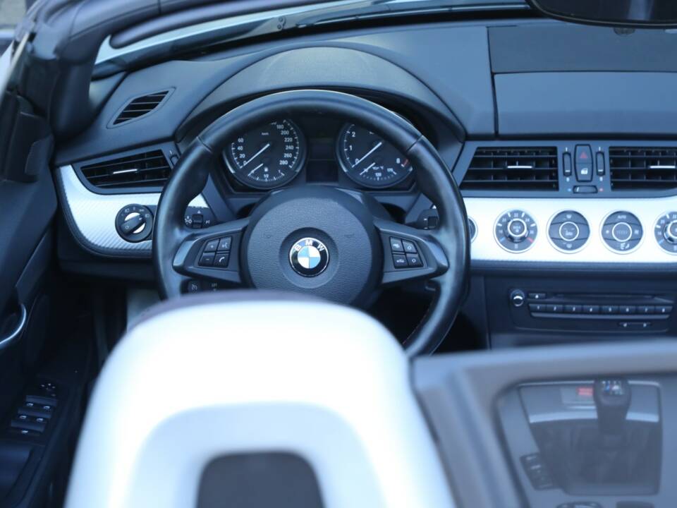 Image 31/50 de BMW Z4 sDrive23i &quot;1000 Miglia&quot; (2013)