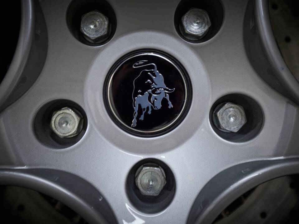 Image 23/99 of Lamborghini Murciélago (2003)