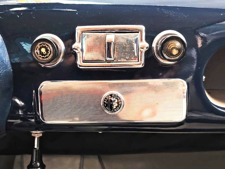 Image 52/67 of Alfa Romeo 1900 C Super Sprint Touring (1956)