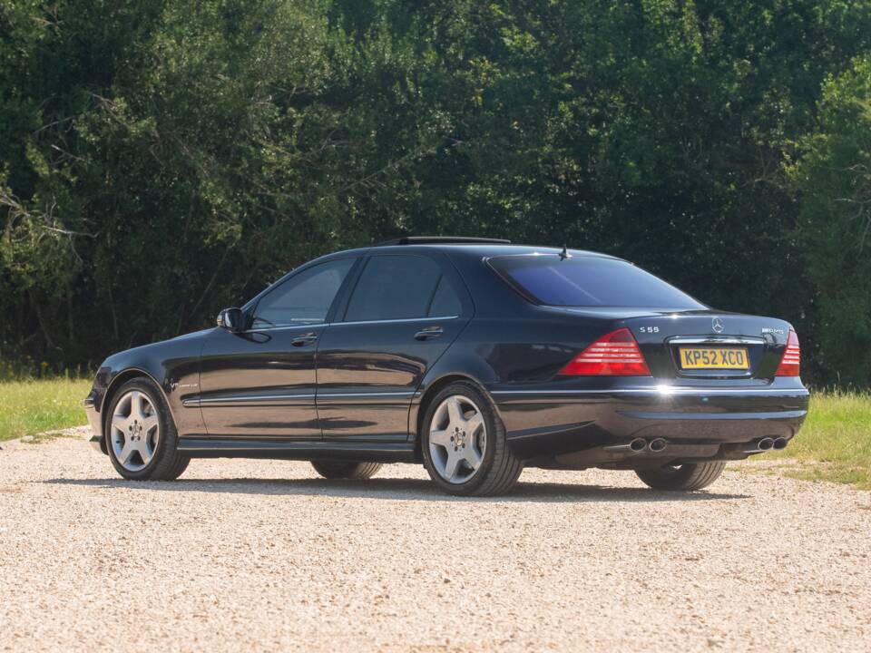 Immagine 18/50 di Mercedes-Benz S 55 AMG (2002)