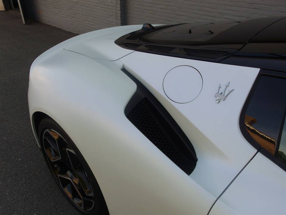 Imagen 22/100 de Maserati MC20 (2022)