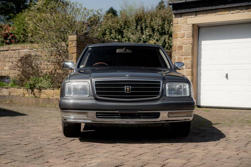 Bild 7/50 von Toyota Century (2003)