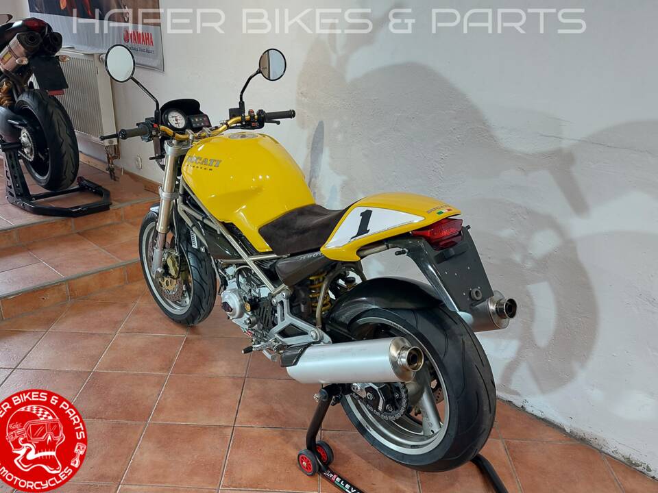 Image 11/31 de Ducati Monster 900 (1996)