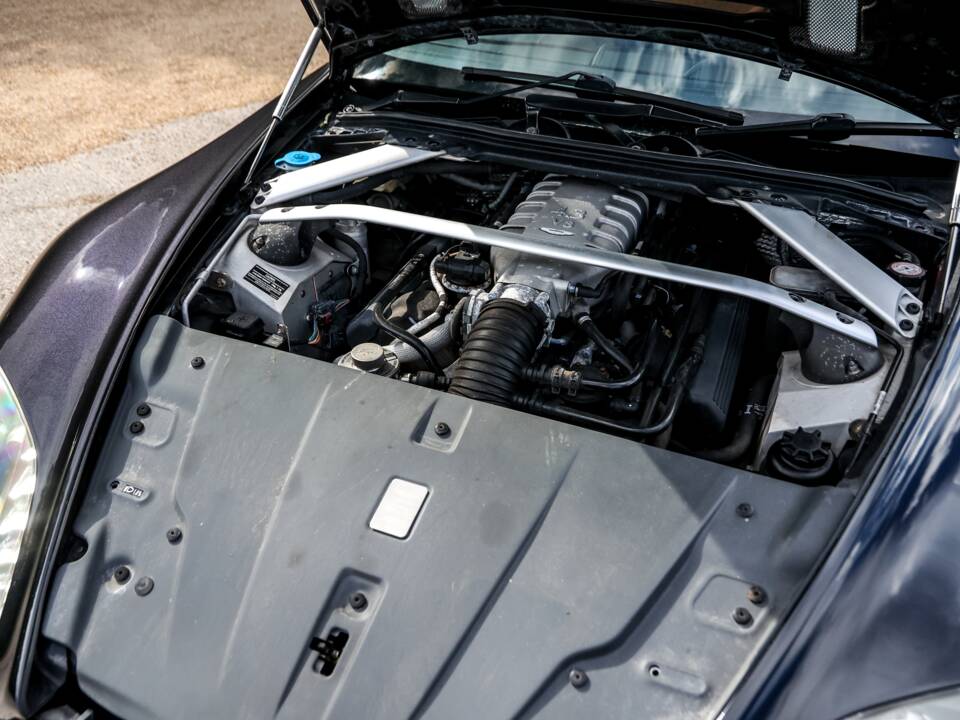 Imagen 14/39 de Aston Martin V8 Vantage (2007)