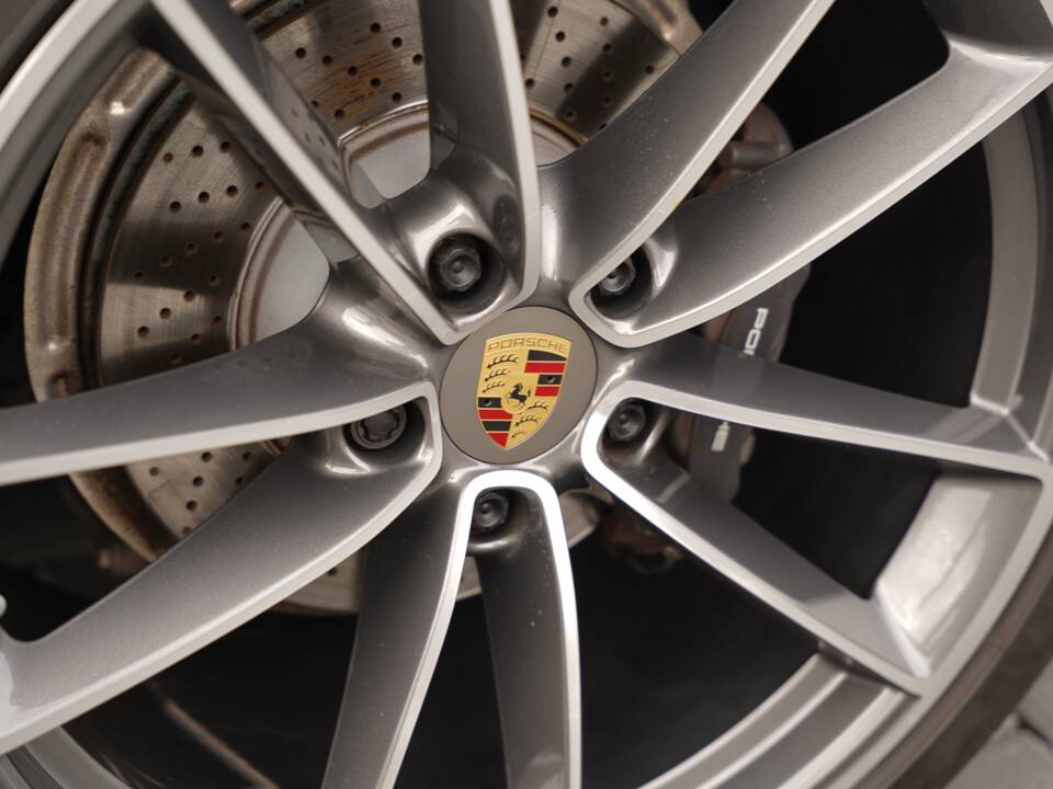 Bild 42/50 von Porsche 911 Carrera (2020)