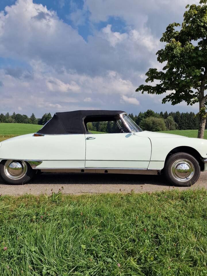 Image 20/153 of Citroën DS 19 Usine (1965)