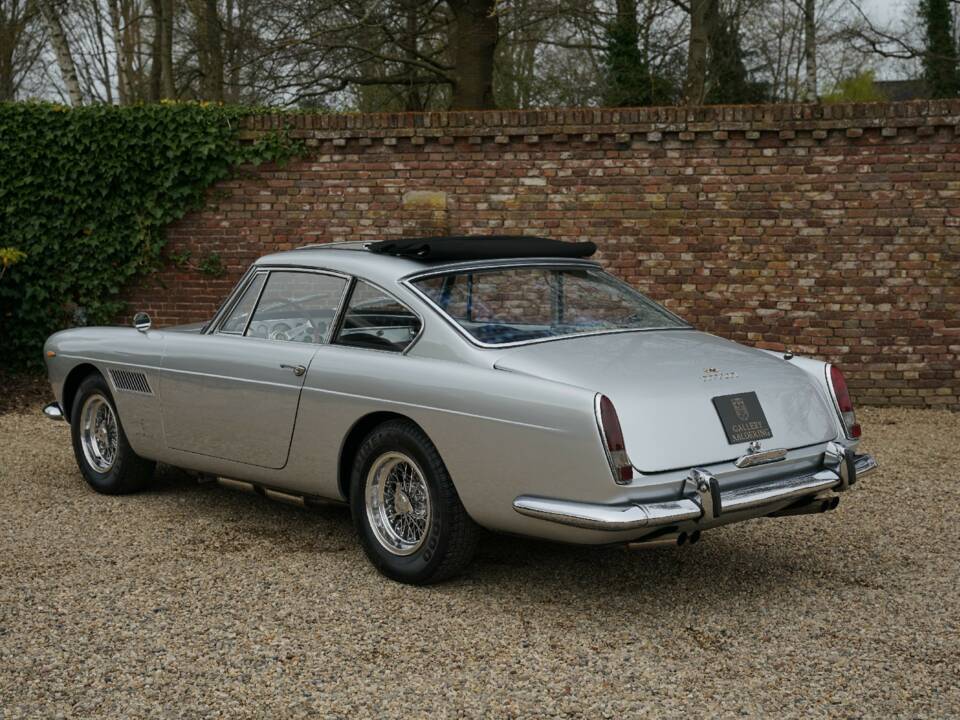 Immagine 1/50 di Ferrari 250 GT 2+2 (1964)
