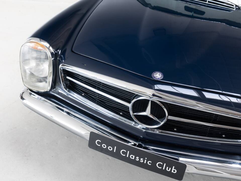 Image 27/40 de Mercedes-Benz 250 SL (1967)
