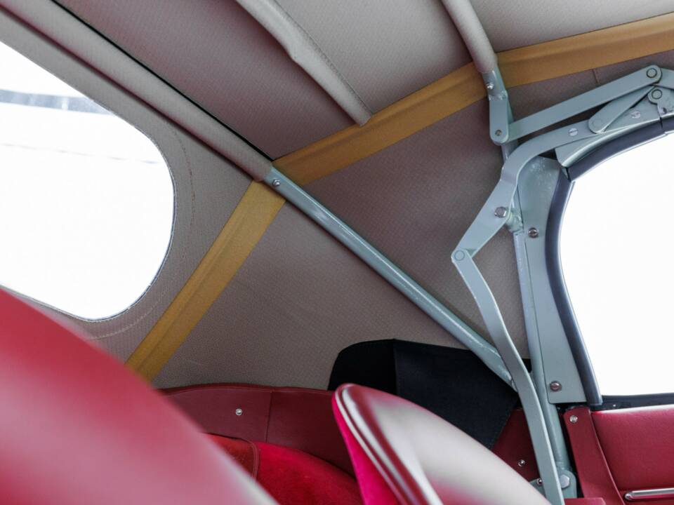 Afbeelding 15/50 van Jaguar E-Type 3.8 (1961)