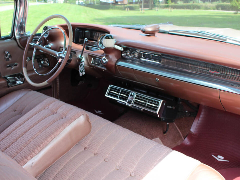 Bild 13/40 von Cadillac 62 Coupe DeVille (1959)