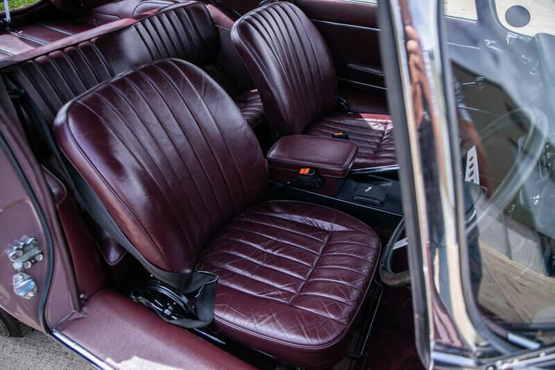 Bild 26/32 von Jaguar E-Type V12 (2+2) (1973)