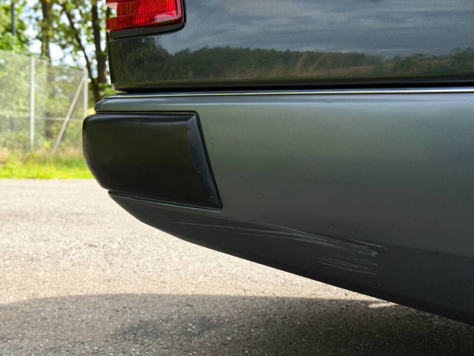 Image 56/63 of Mercedes-Benz 220 E (1993)