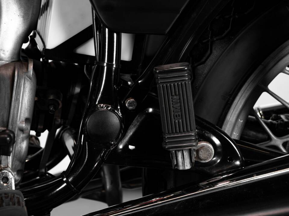 Image 15/50 de BMW DUMMY (1977)