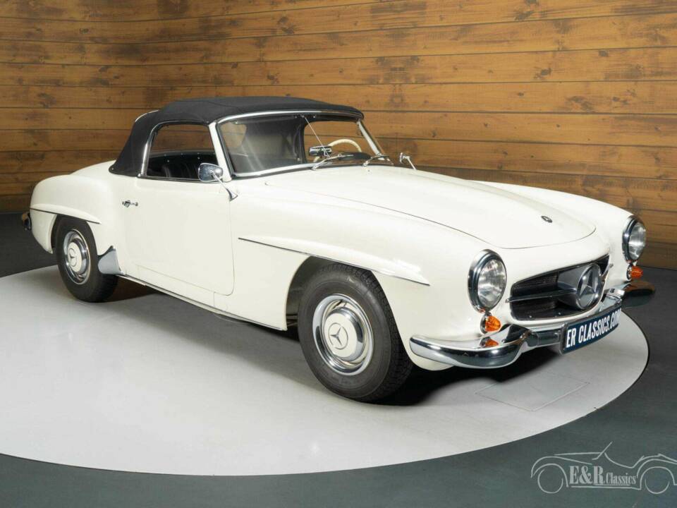 Image 14/19 of Mercedes-Benz 190 SL (1962)
