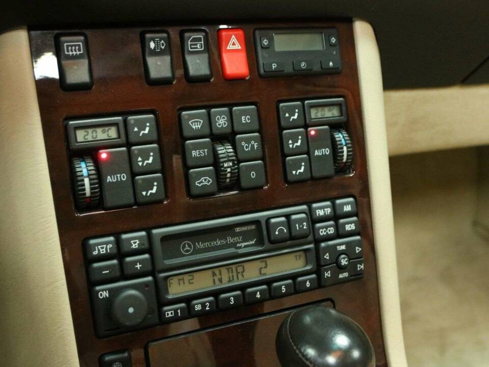 Bild 16/50 von Mercedes-Benz S 600 lang (1994)