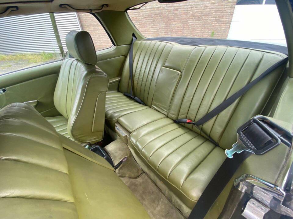 Immagine 48/50 di Mercedes-Benz 230 C (1980)