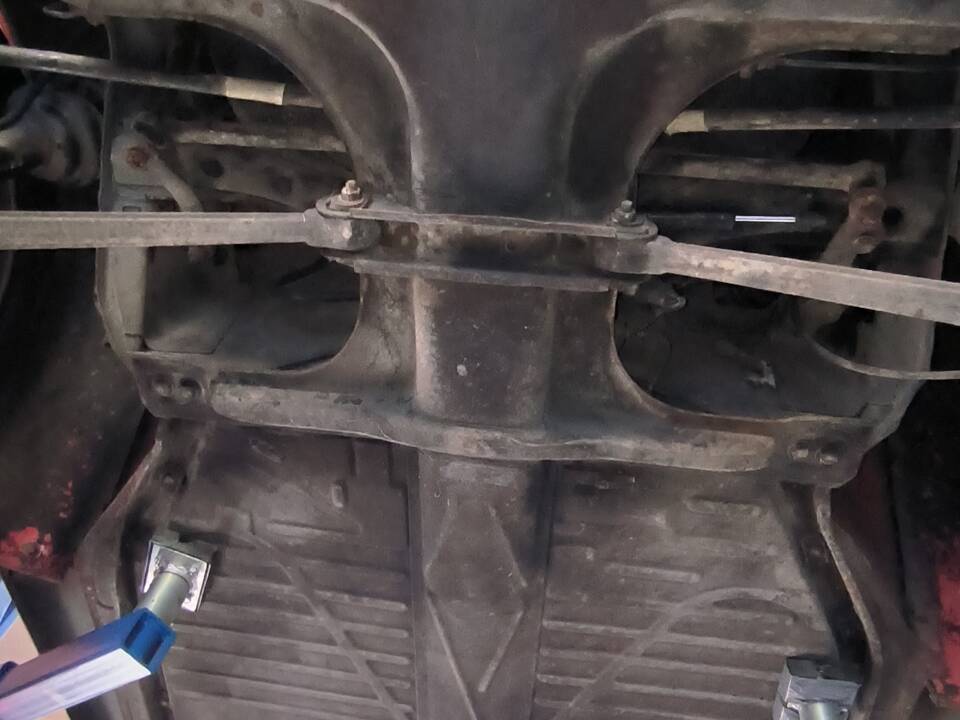 Image 36/42 of Volkswagen Beetle 1303 S (1973)