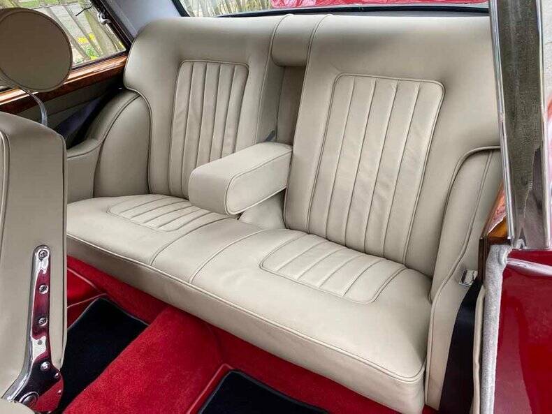 Image 11/50 of Bristol 410 (1967)