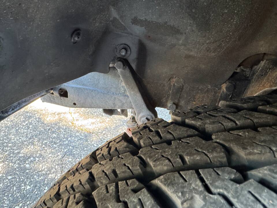 Bild 51/55 von Land Rover Defender 90 Heritage (2006)