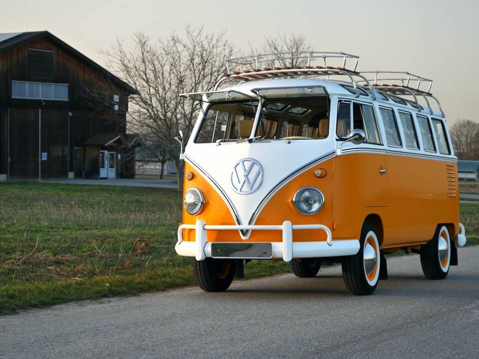 Bild 4/26 von Volkswagen T1 Brasil &quot;Samba&quot; (1975)