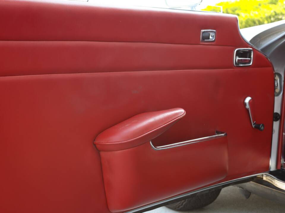 Bild 34/70 von Mercedes-Benz 280 SL (1967)