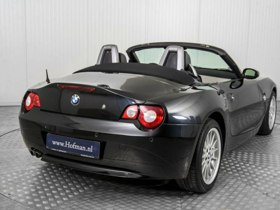 Afbeelding 23/50 van BMW Z4 2.2i (2005)