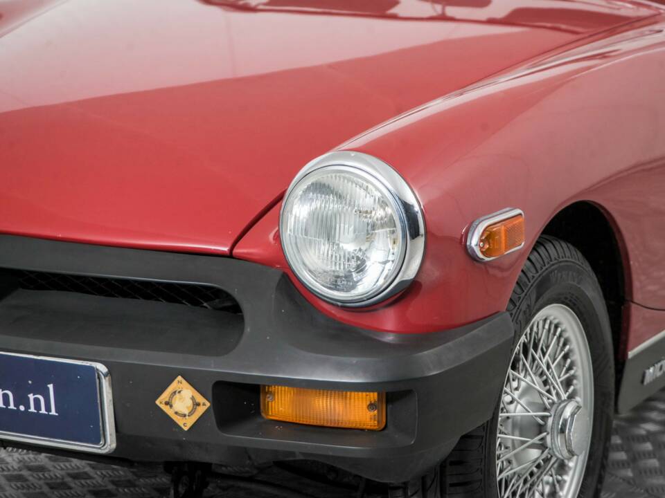 Image 22/50 de MG Midget 1500 (1979)