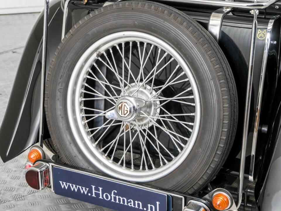 Image 34/50 of MG TC (1947)