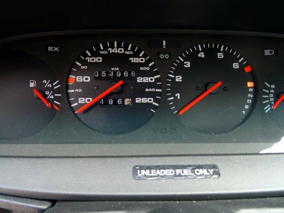 Bild 9/21 von Porsche 944 (1987)