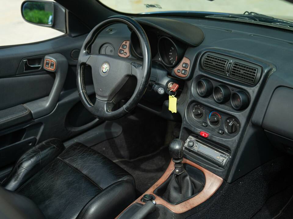Bild 45/50 von Alfa Romeo Spyder (1998)