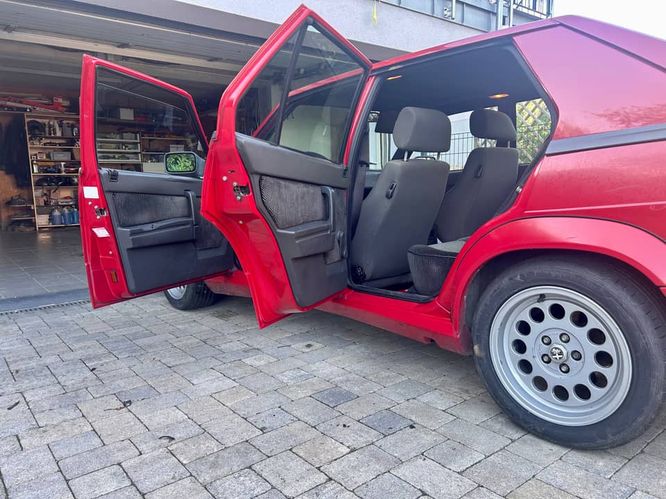 Image 2/30 of Alfa Romeo 75 3.0 V6 QV (1991)