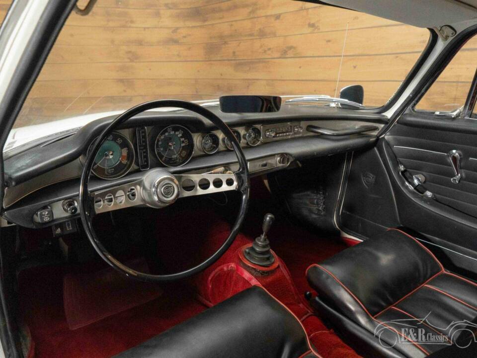 Bild 8/17 von Volvo 1800 S (1965)